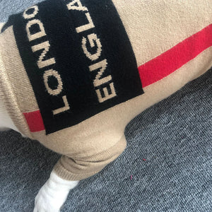 Furberry London Sweater detail
