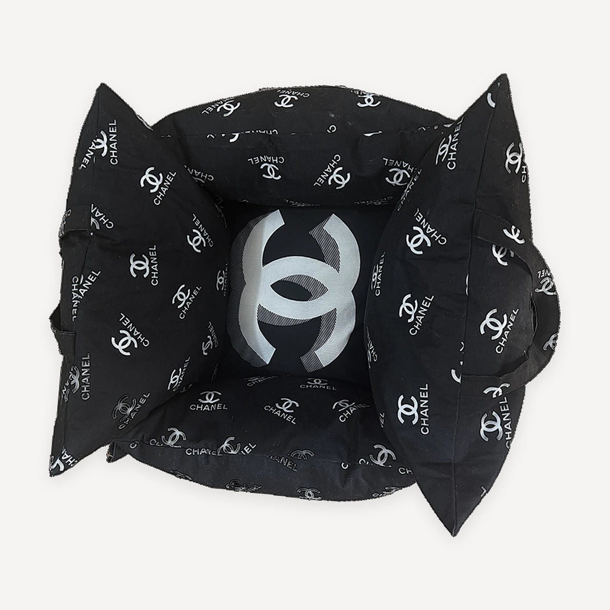 Saint Pawrent Monogram Dog dog bed view 2